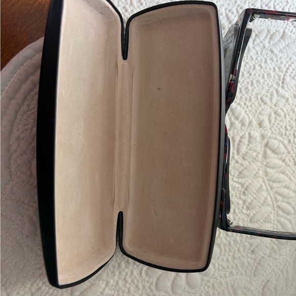 Tweety Red Tort Frames - Picture 6 of 8